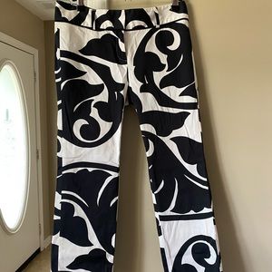 White House black market black white bold swirl print ankle chino dress pant 2